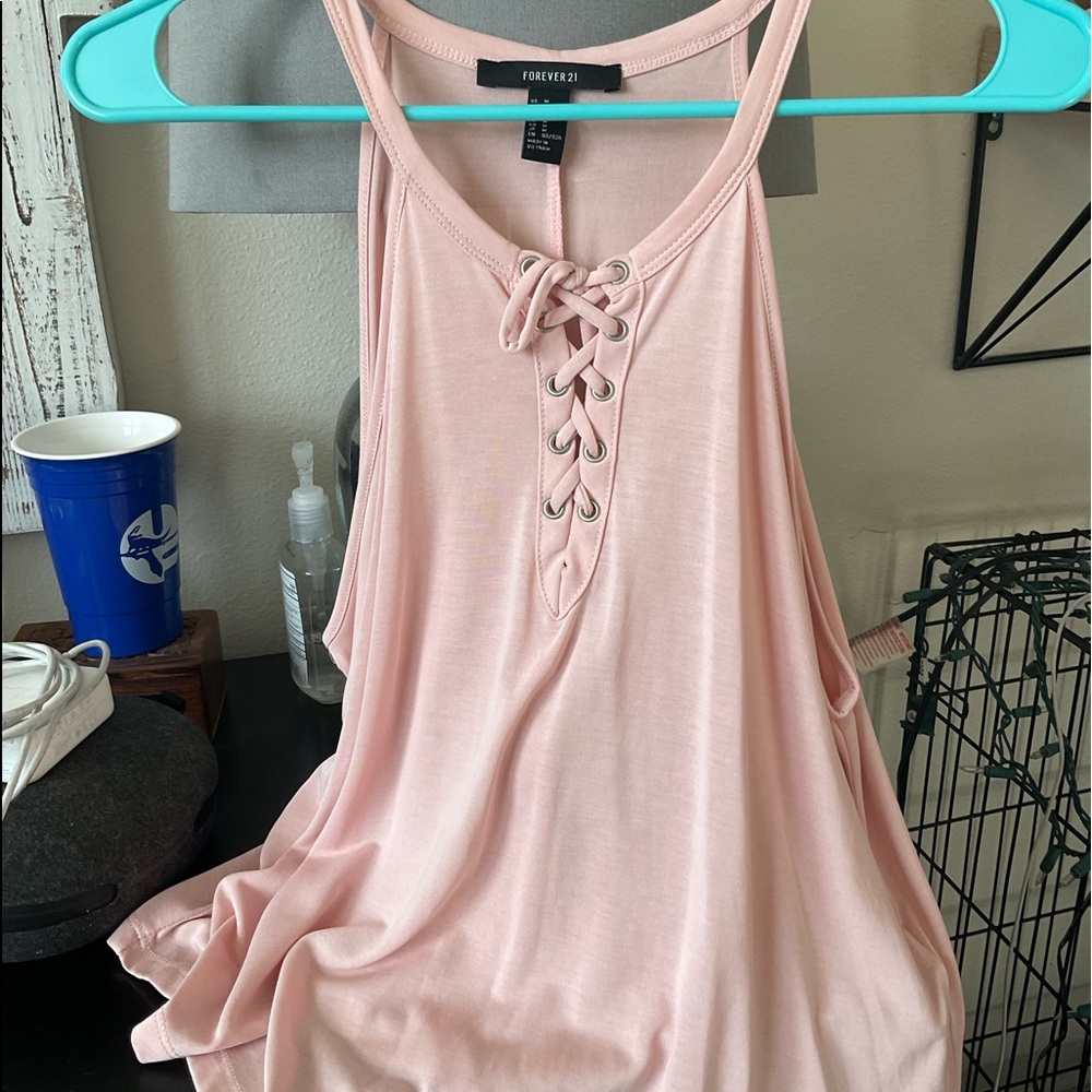 Light pink tank top Forever 21 Size M